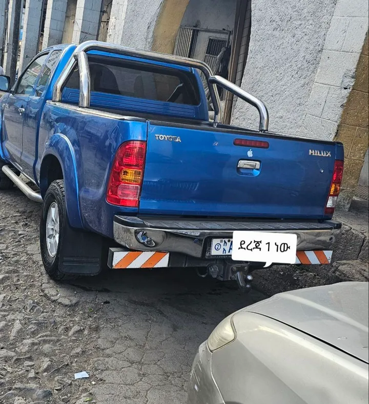 Toyota Hilux D4D 2009 Manual – photo 5