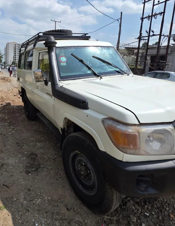 Toyota Land Cruiser 1HZ Long Base – photo 5