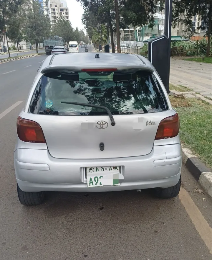 Toyota Vitz 2003 1.0L Automatic – photo 5