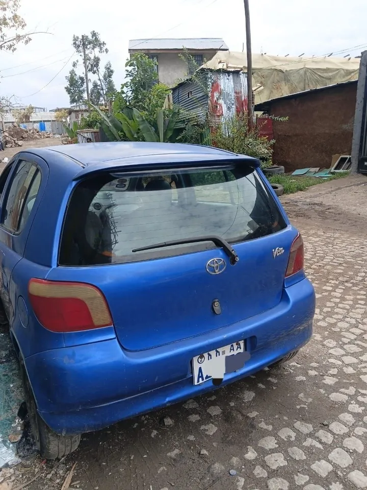Toyota Vitz 2001 Automatic – photo 4