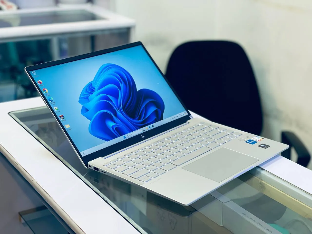 HP Pavilion Plus Core i5 Laptop – photo 5