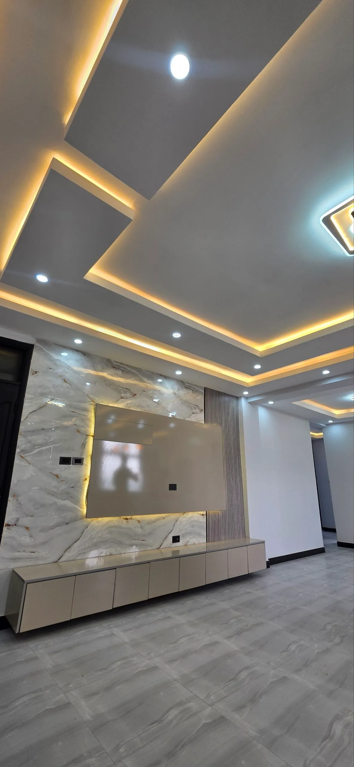 3 Bedroom 105 sqm 6th Floor Apartment – photo 9