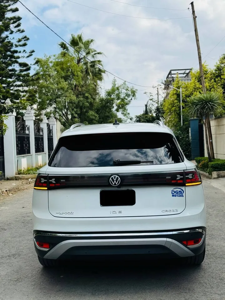 Volkswagen ID.6 Crozz Pro 2024 – photo 7