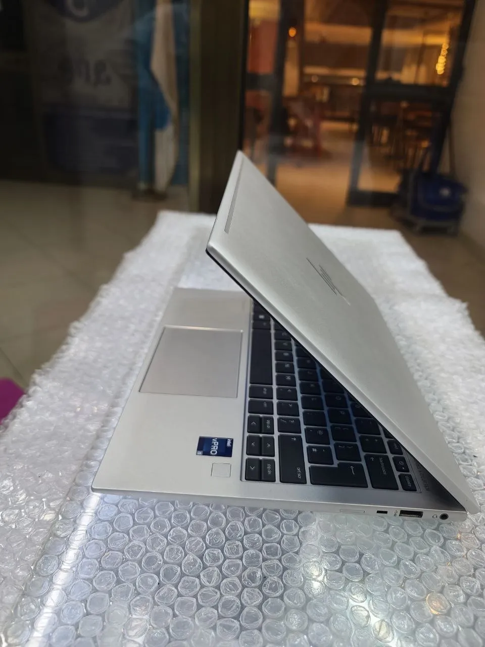 HP EliteBook 830 G9 Laptop – photo 3