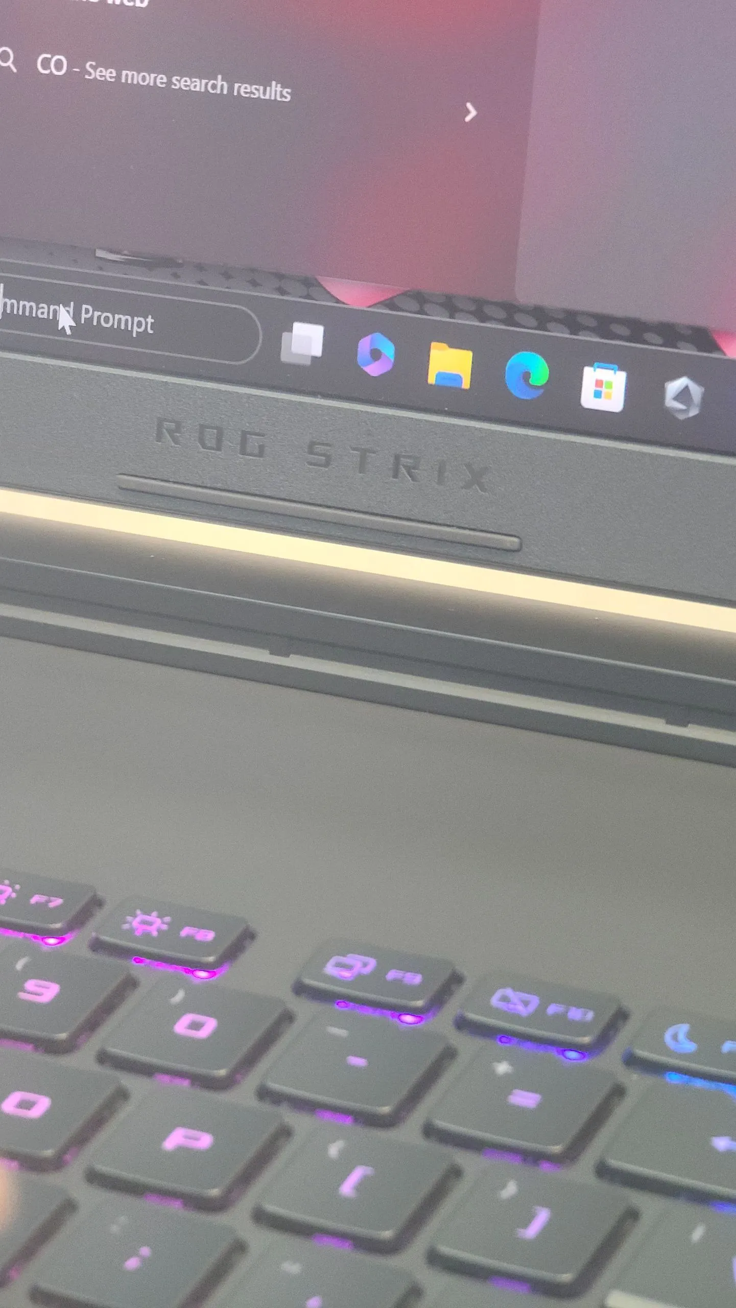 Asus ROG Strix RTX 5080 Gaming Laptop – photo 5