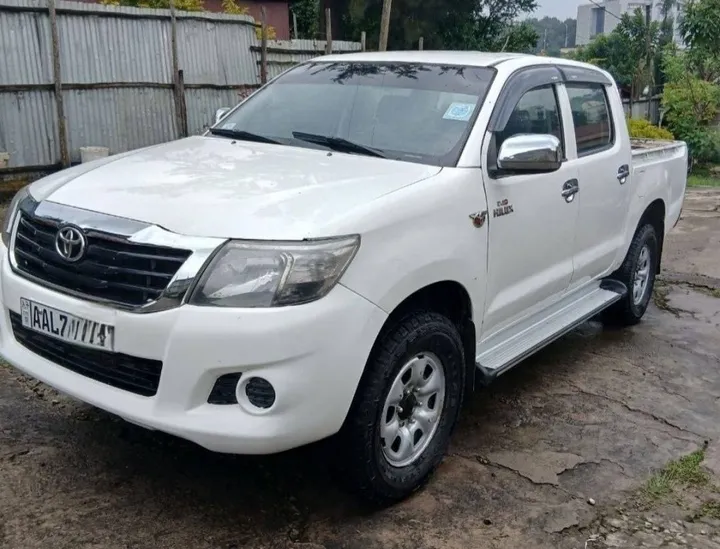 Toyota Hilux Double Cab 2011 – photo 4