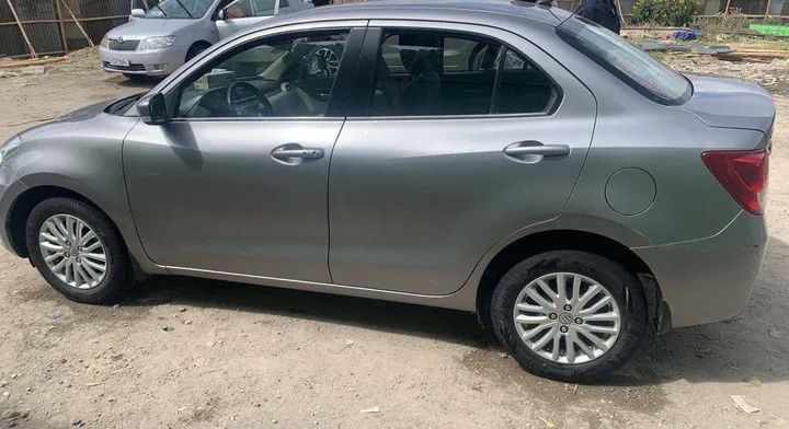 Suzuki Dzire 2022 Automatic – photo 4