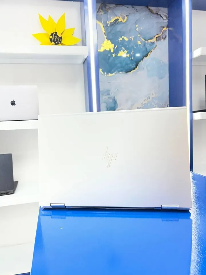 HP EliteBook 1040 G7 X360 Touchscreen – photo 4