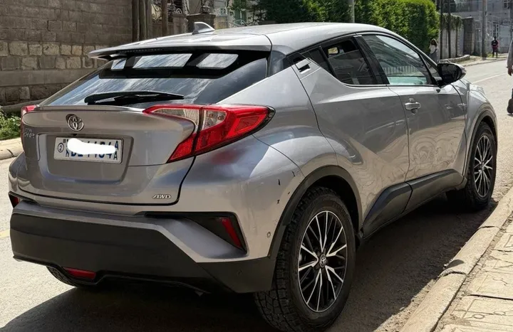 Toyota C-HR 2017 1.2T AWD – photo 3