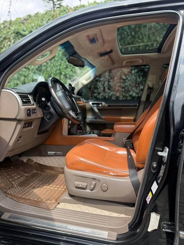 Toyota Lexus GX400 2018 SUV – photo 7