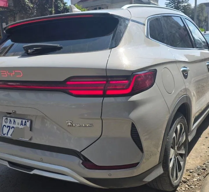 2025 BYD Song Plus EV SUV – photo 6