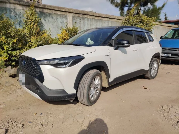 Toyota Corolla Cross Hybrid 2024 – photo 7