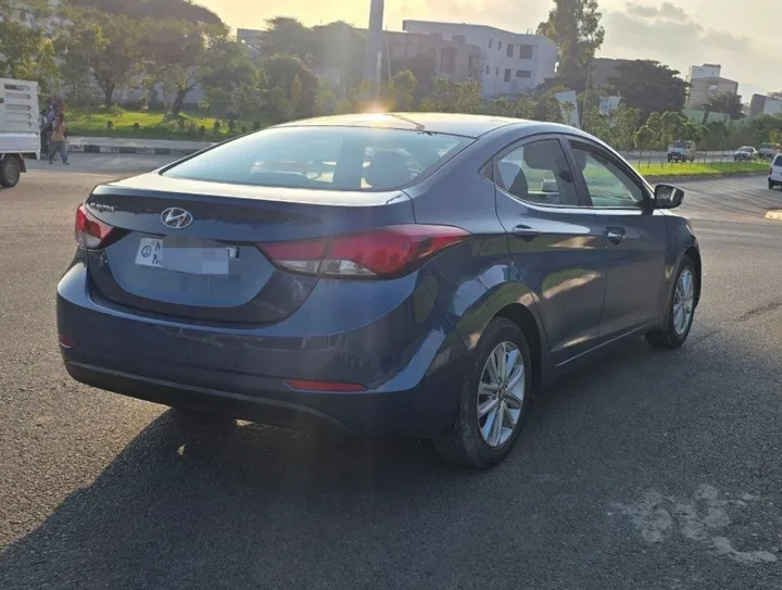 Hyundai Avante 2014 Automatic – photo 4