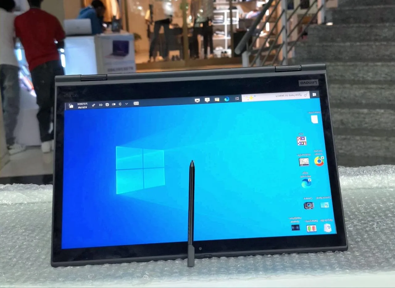 Lenovo ThinkPad X1 Yoga Laptop – photo 3