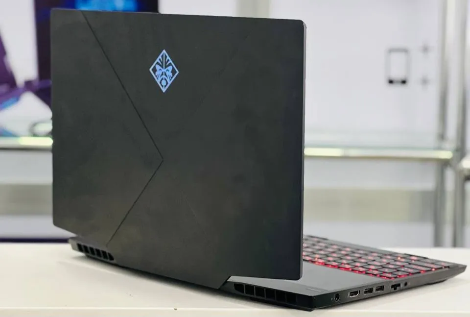 HP Omen i7 RTX2070 Gaming Laptop – photo 3