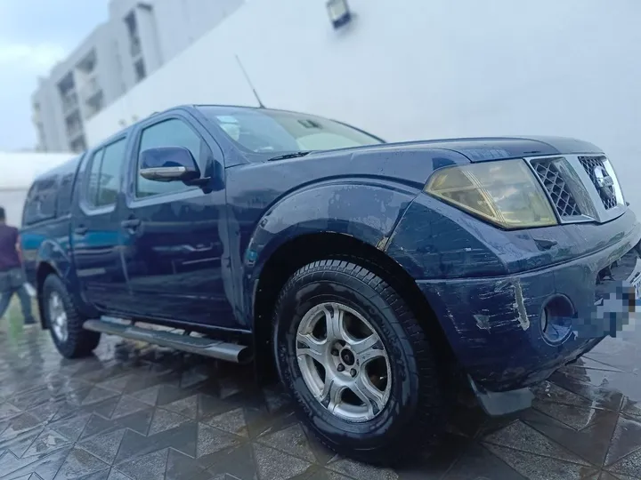 Nissan Navara 2009 Automatic – photo 3