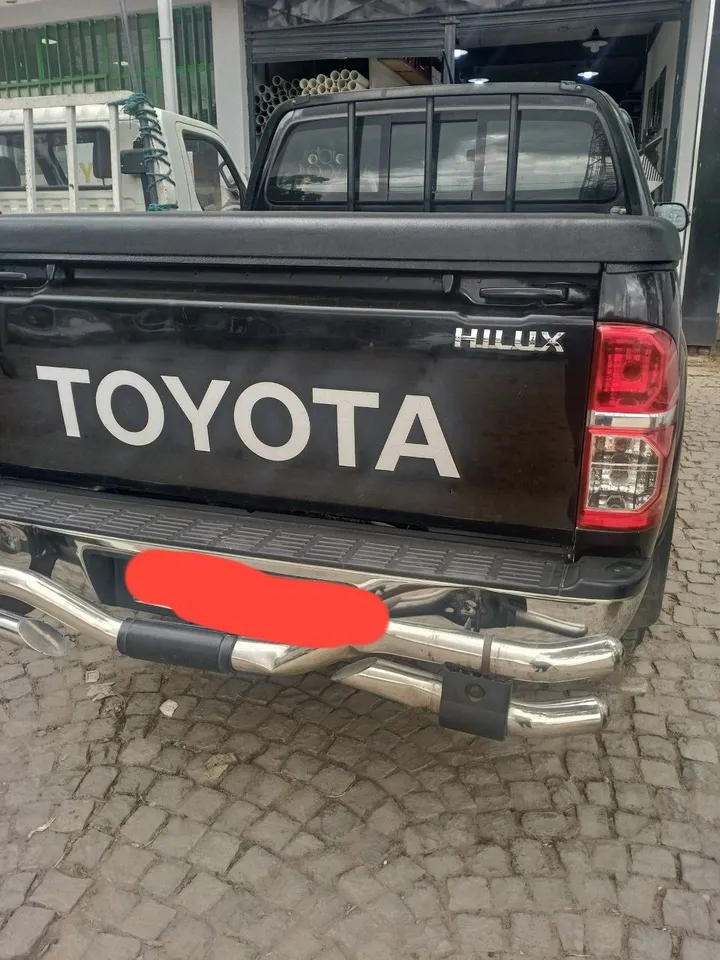 Toyota Hilux Double Cab 2014 – photo 4