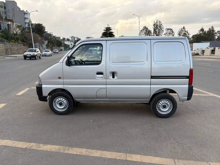 Suzuki Eeco 2024 Silver Manual – photo 5