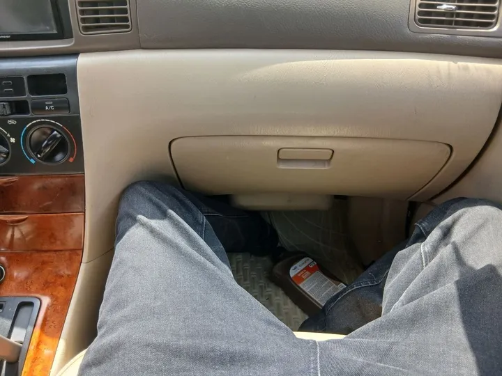 Toyota Corolla 2007 Automatic – photo 3