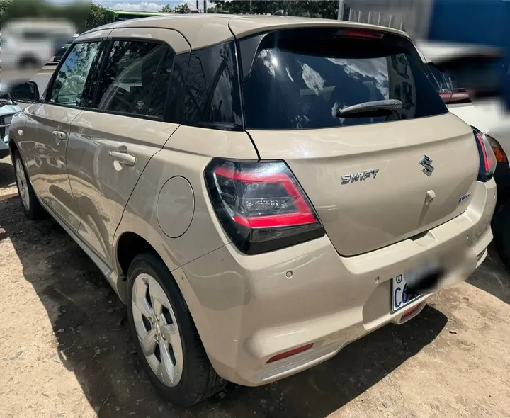 Suzuki Swift Hybrid 2024 – photo 3