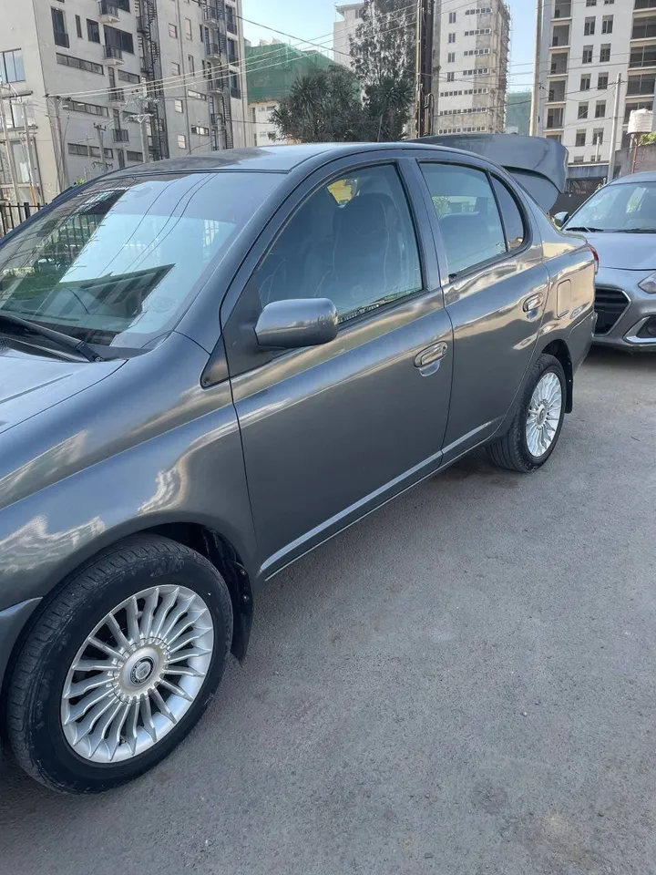 Toyota Platz 2001 Automatic – photo 8