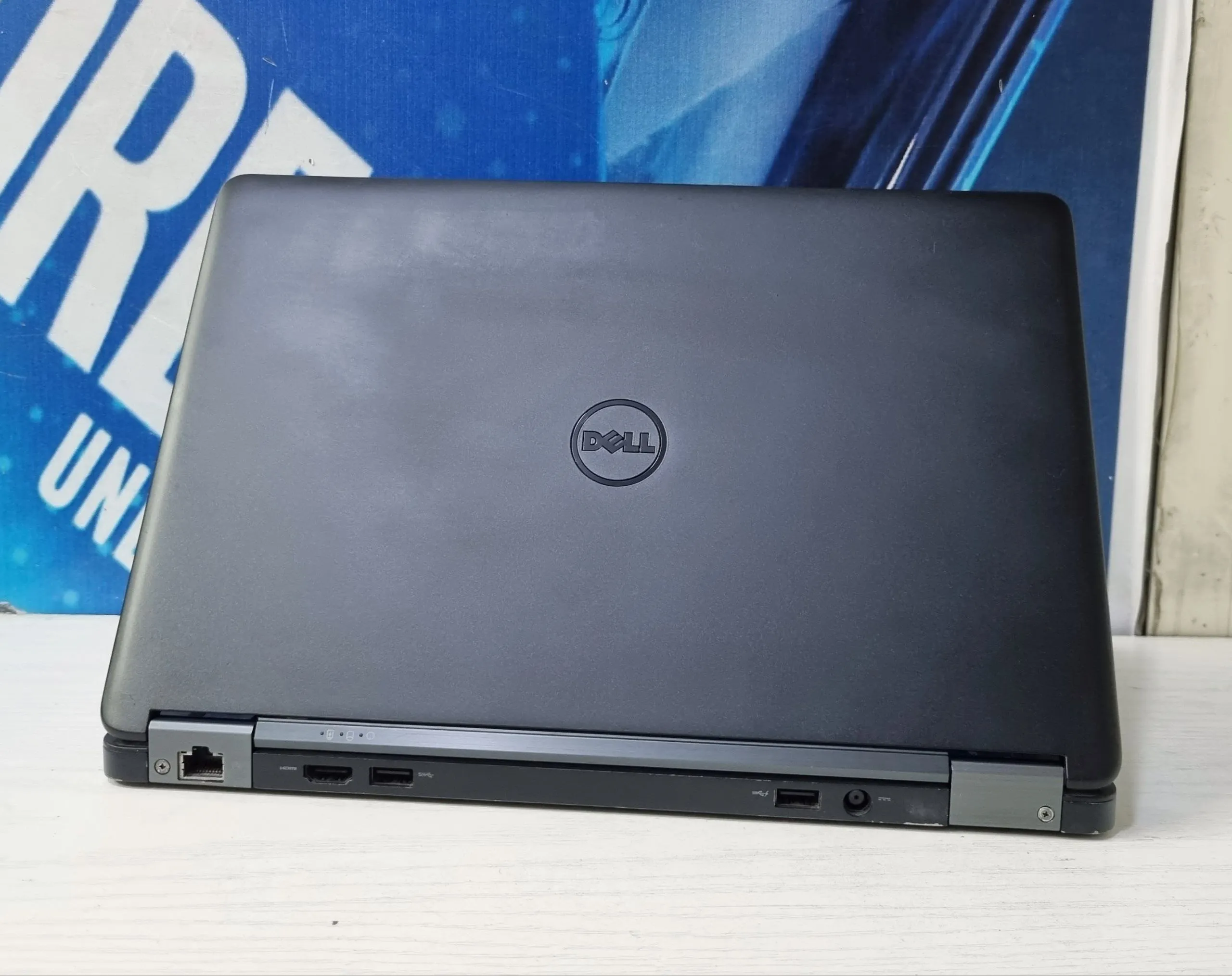 Dell Latitude E7250 i7 Laptop – photo 4