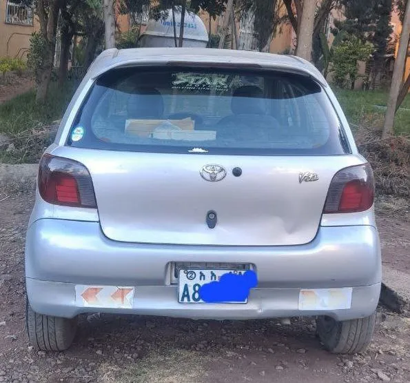 Toyota Vitz 2001 Automatic – photo 3