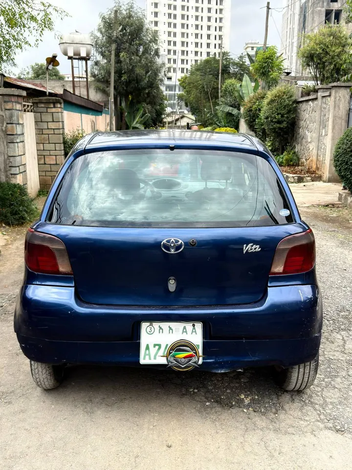 Toyota Vitz 2001 Automatic – photo 5