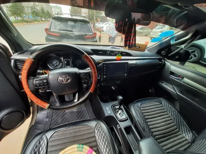 Toyota Invincible King Cab 2021 – photo 7