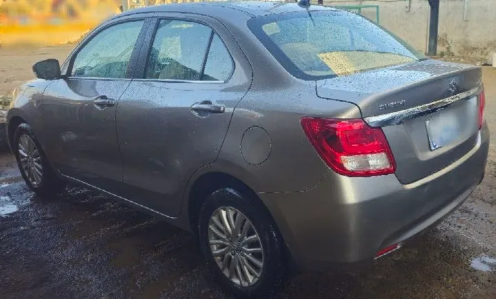 Suzuki Dzire 2022 Automatic – photo 3