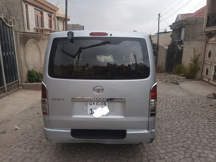 Toyota Hiace Super GL 2007 Automatic – photo 3