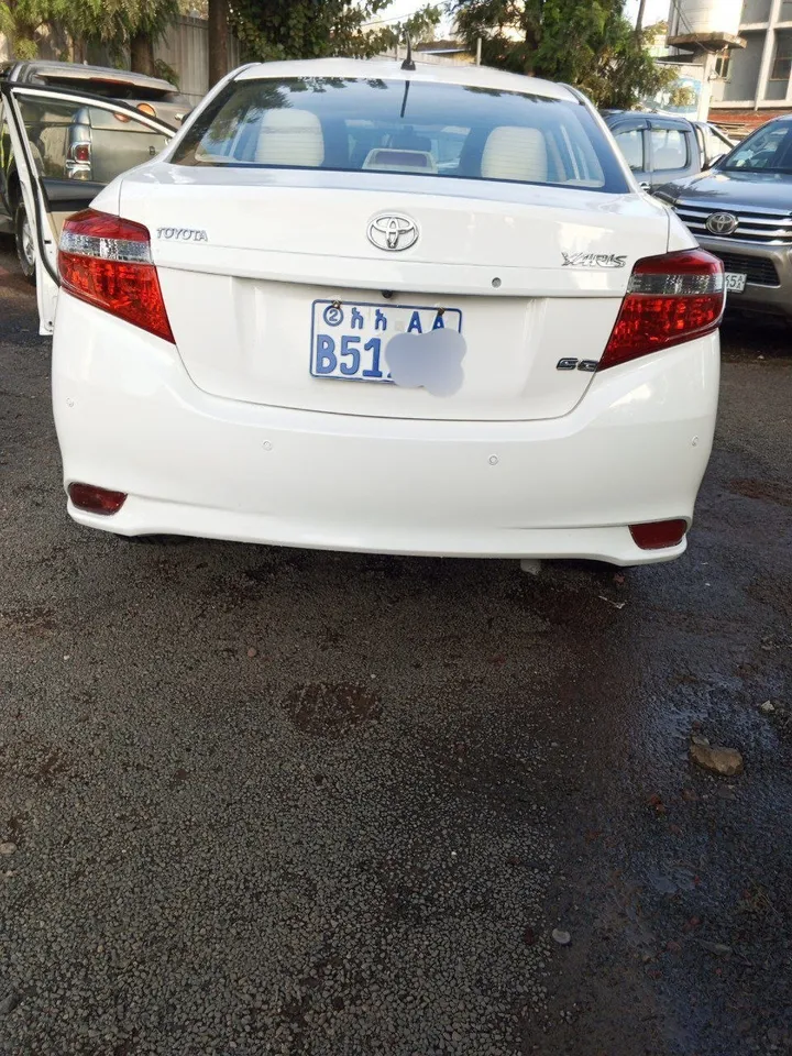 Toyota Yaris 2014 Automatic – photo 6