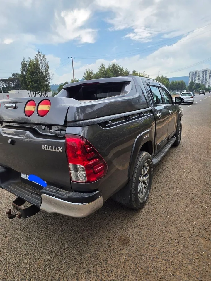Toyota Hilux Revo Double Cab 2018 – photo 6