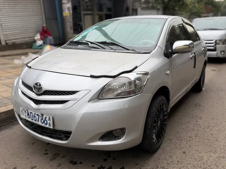 Toyota Yaris Belta 2007 Automatic – photo 3