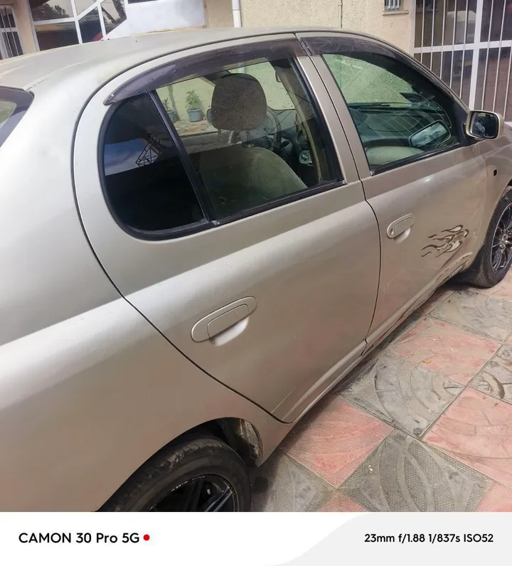 Toyota Platz 2003 Automatic – photo 3