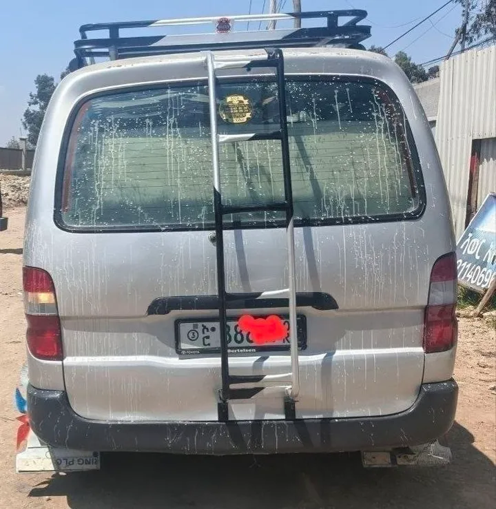Toyota Hiace Van 2001 Manual – photo 3