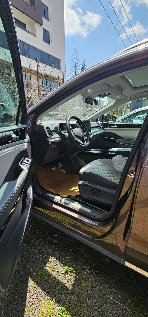 2023 Volkswagen ID.6 Crozz Pro – photo 5