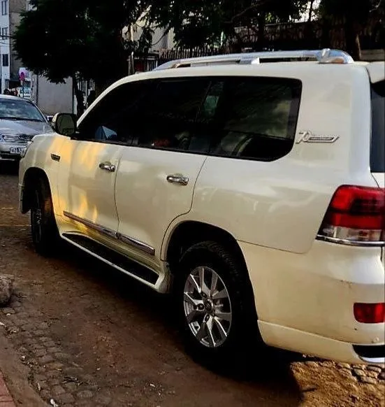 Toyota Landcruiser V8 GXR Upgrade 2019 – photo 4