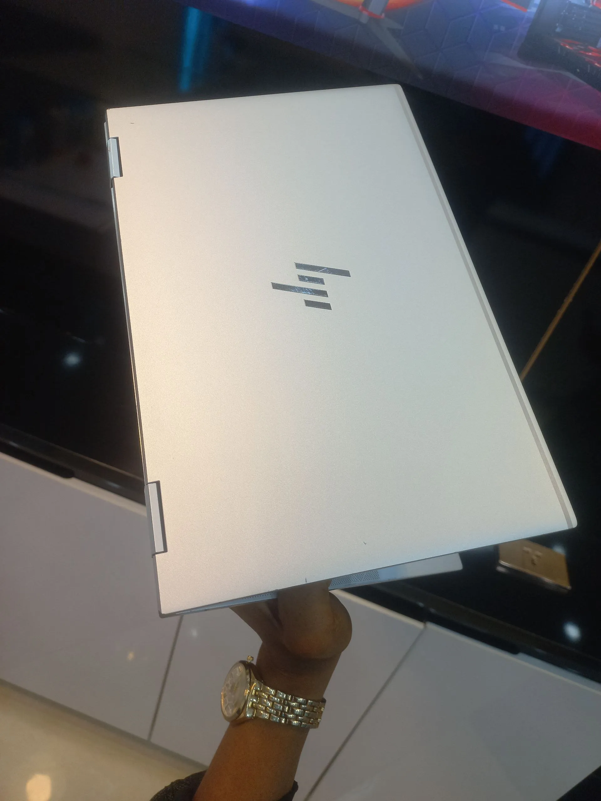 HP EliteBook 1030 G8 i5 Laptop – photo 6