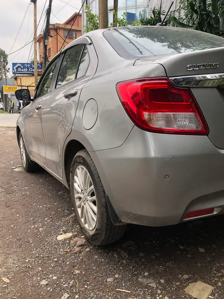 Suzuki Dezire 2022 Sedan – photo 4