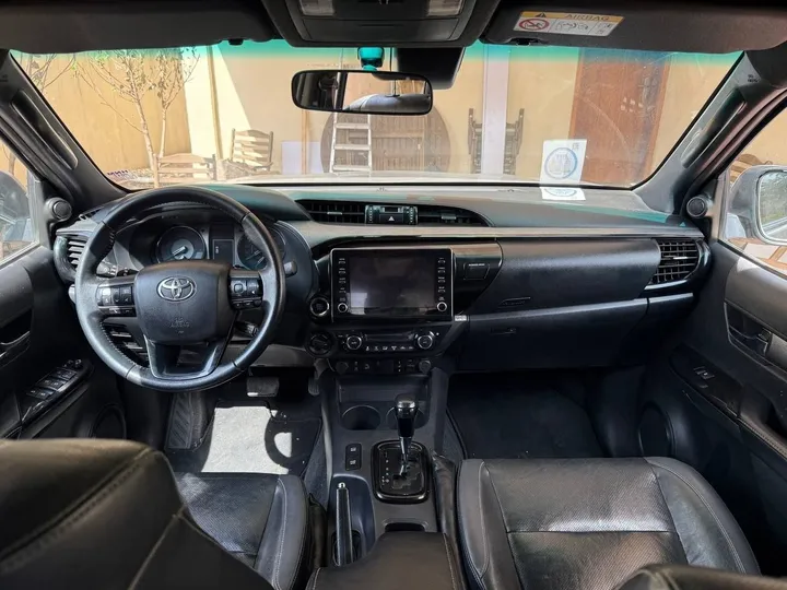 Toyota Hilux Invincible Double Cab 2021 – photo 5