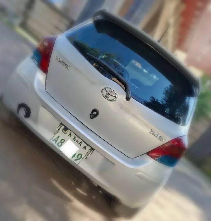 Toyota Yaris Compact 2009 Automatic – photo 10