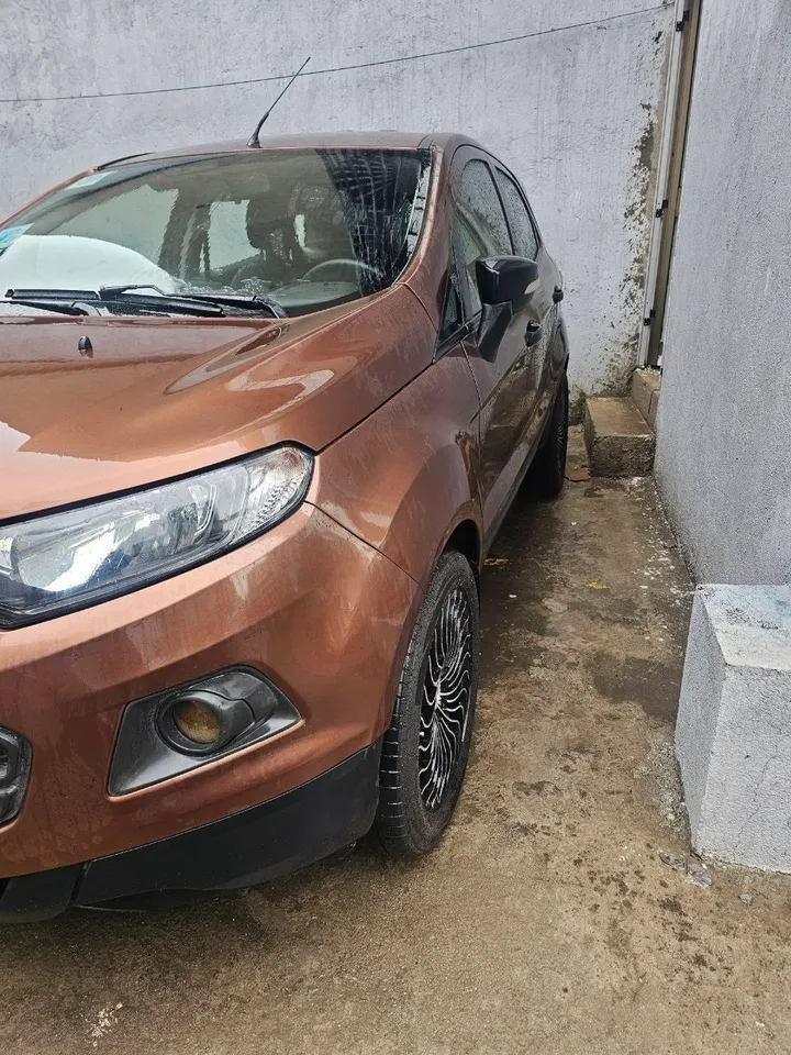 Ford EcoSport 2015 1.6L – photo 4
