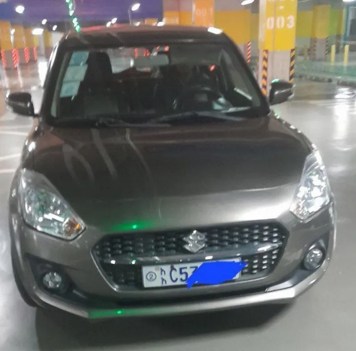 Suzuki Swift 2022 Automatic – photo 3