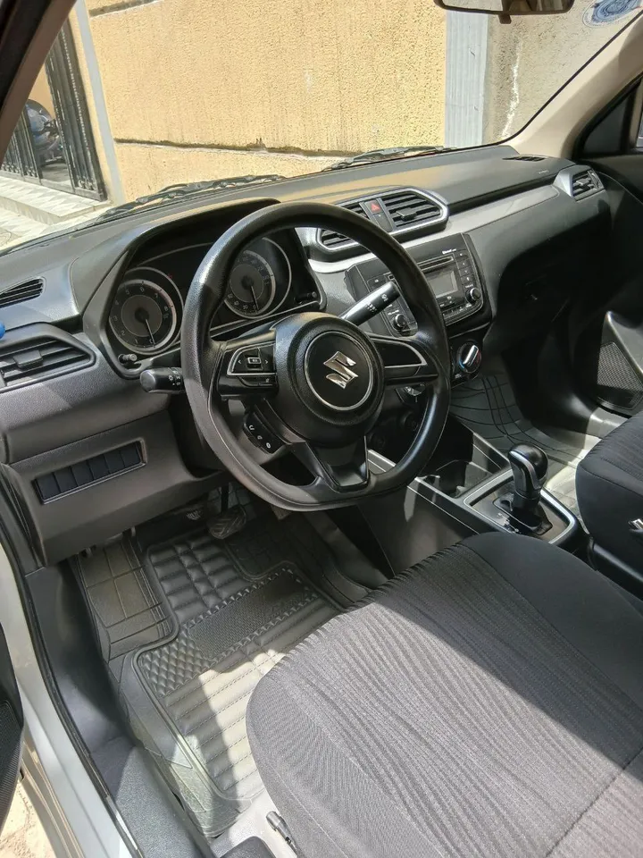 Suzuki Dzire 2020 Automatic – photo 5