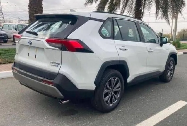 Toyota Rav4 Hybrid 2024 SUV – photo 4
