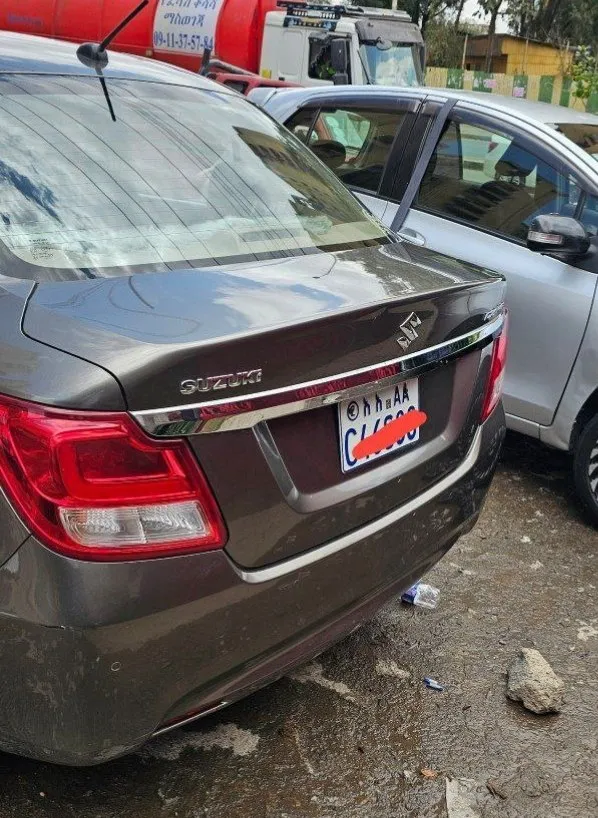 Suzuki Dzire 2022 Automatic 1.2L – photo 6