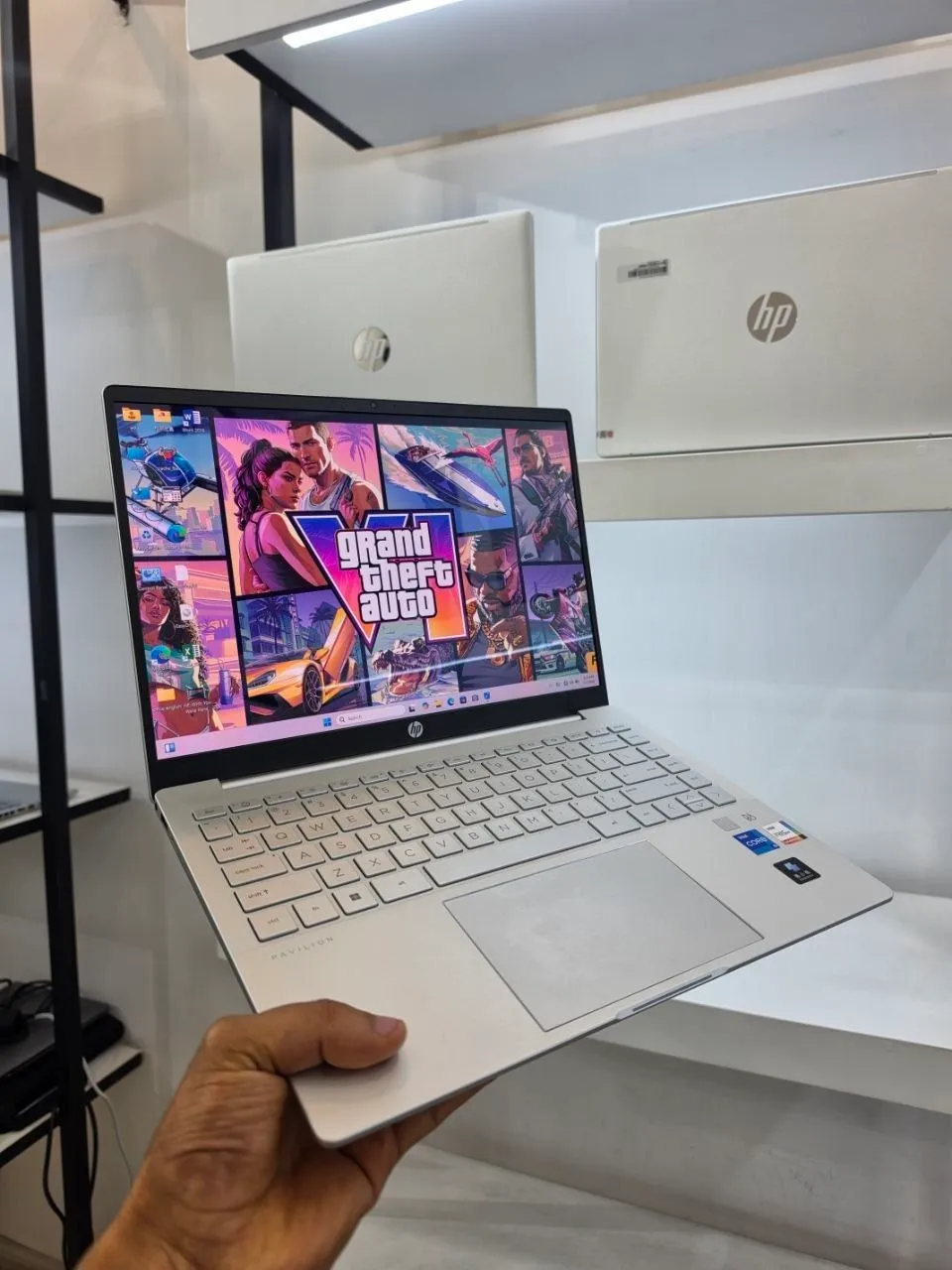 HP Pavilion Plus 14 Laptop – photo 4