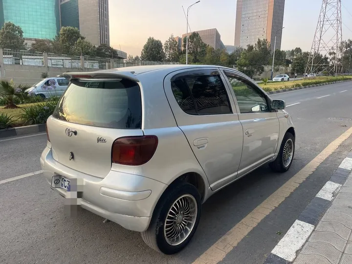 Toyota Vitz 2002 Automatic – photo 6