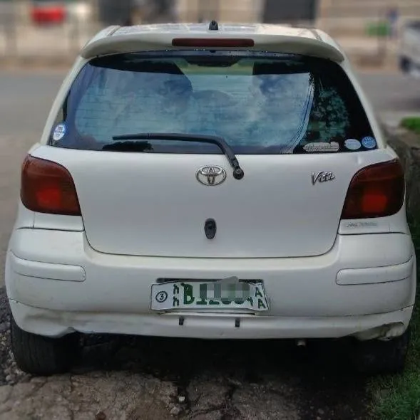 Toyota Vitz 2004 Automatic – photo 6